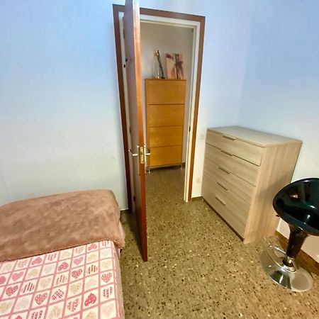 Apartamento Floral Al Centro De Palamos Con Wi-Fi Luaran gambar