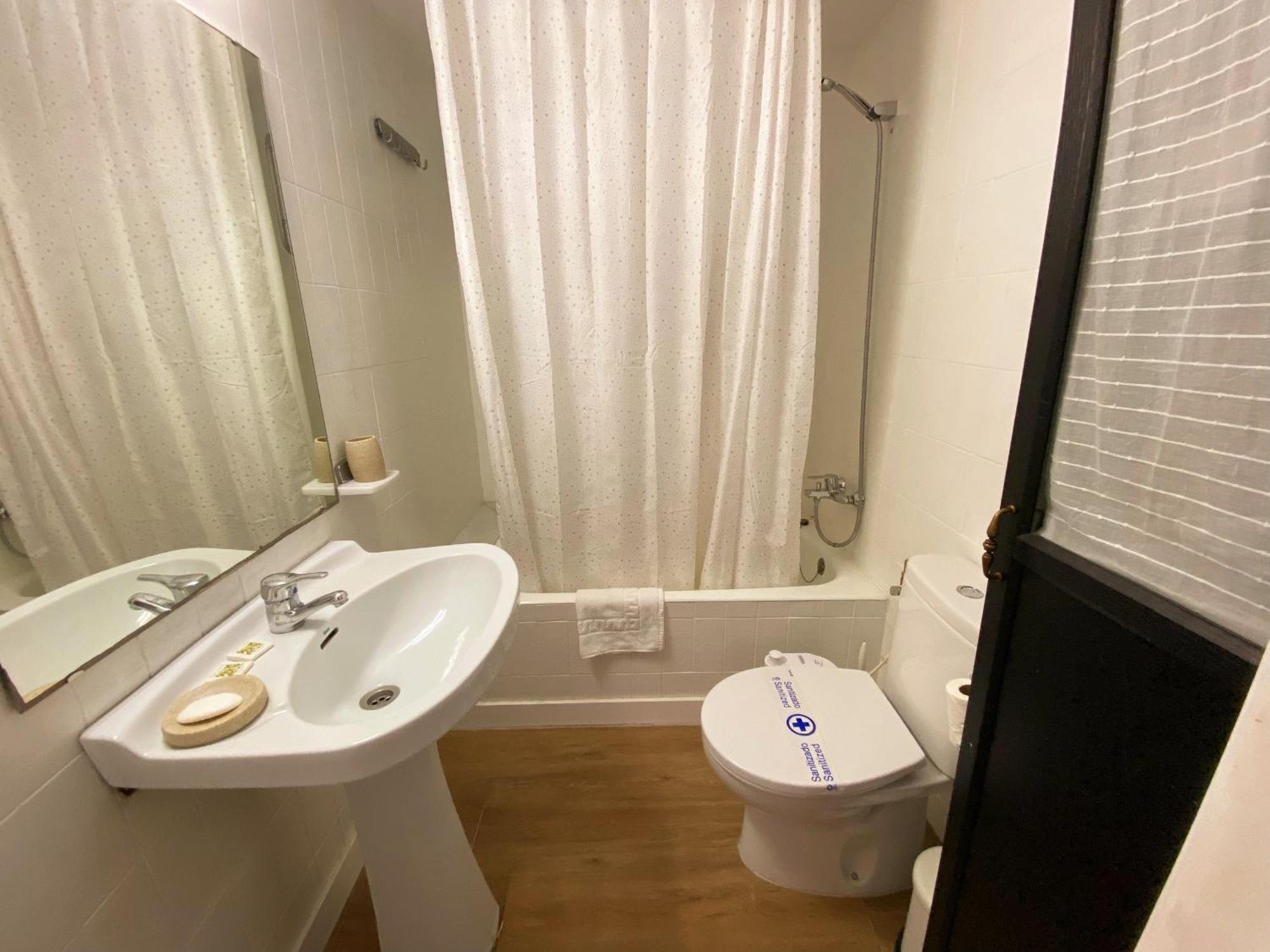 Apartamento Floral Al Centro De Palamos Con Wi-Fi Luaran gambar